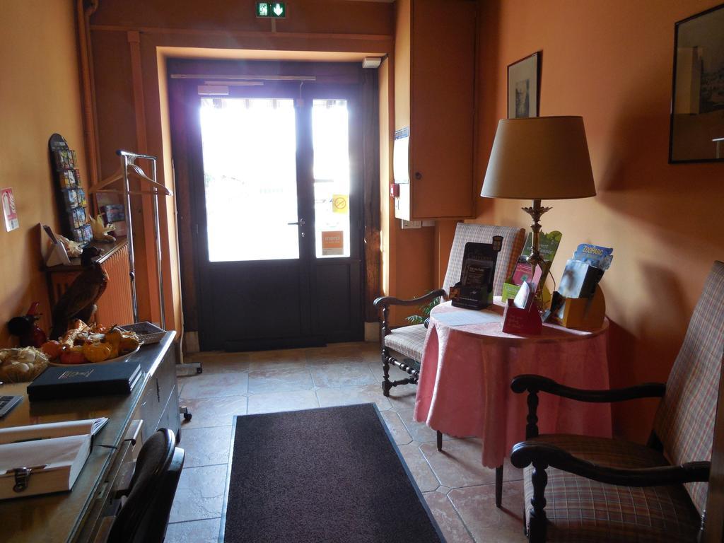 Hotel Le Lion D'Or Salbris Exteriér fotografie